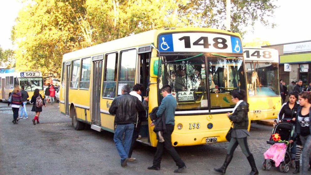 boleto de colectivo estacion varela